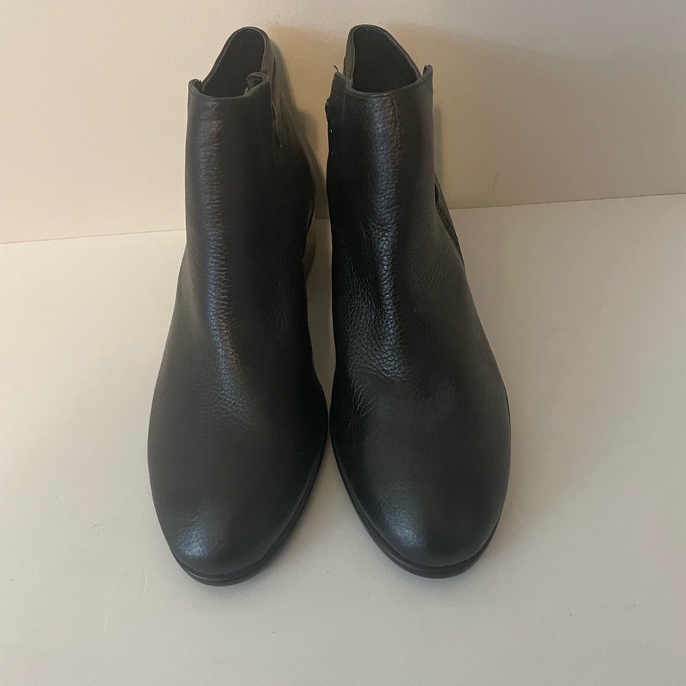 NEW Women's Black Booties